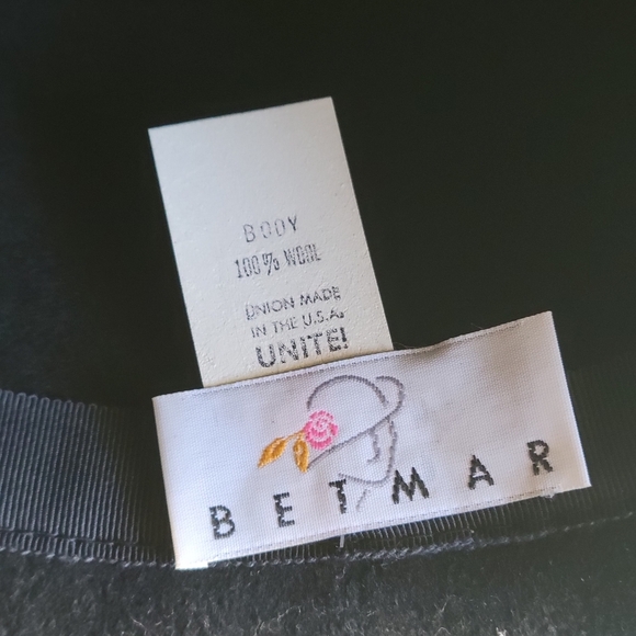 Elegant Vintage Betmar Wool Felt Black Hat 100% Wool Hat Fair Fur Made In USA - Picture 4 of 10